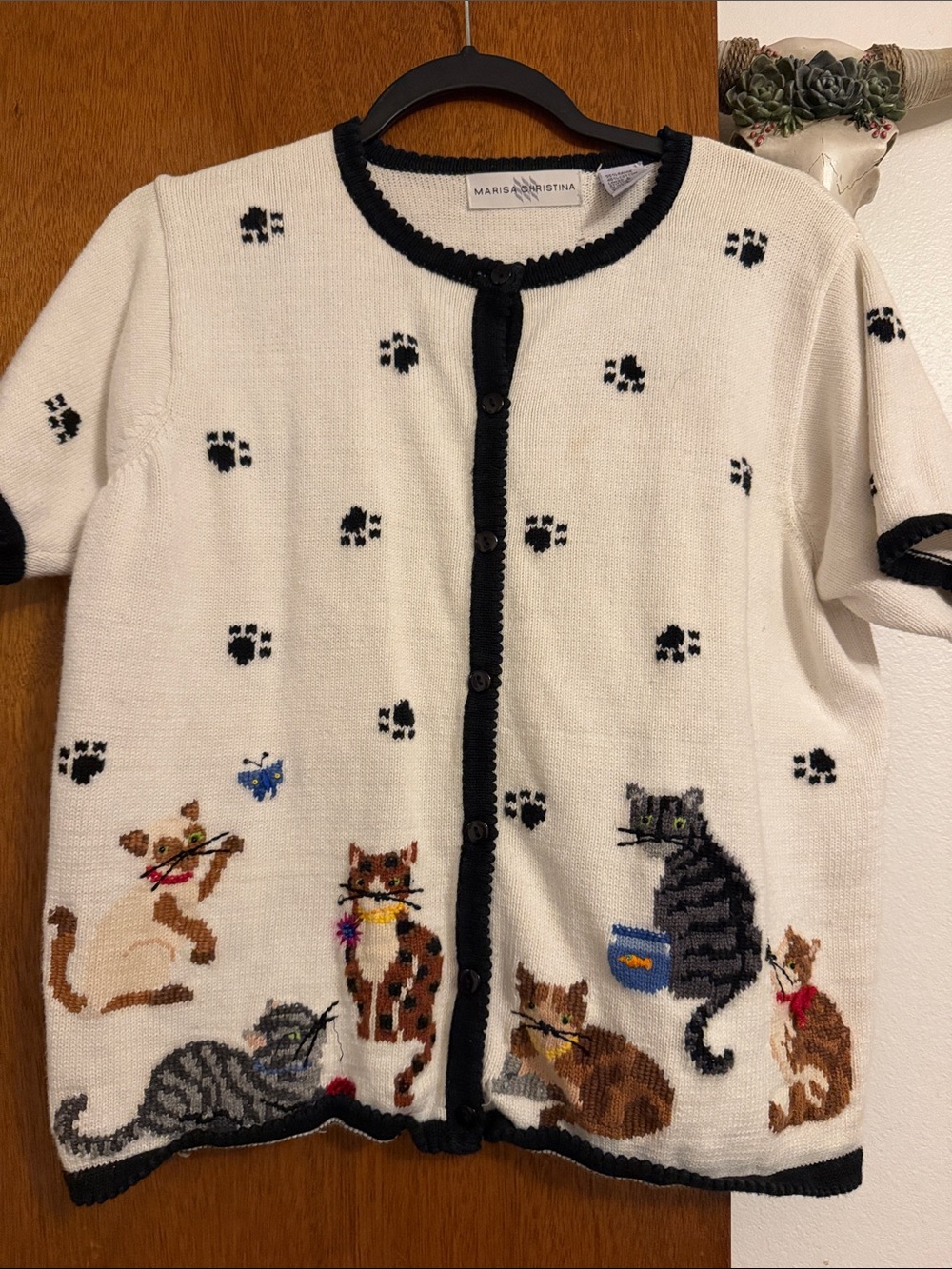 Marisa Christina White & Black Cat Pattern Short-Sleeve Cardigan